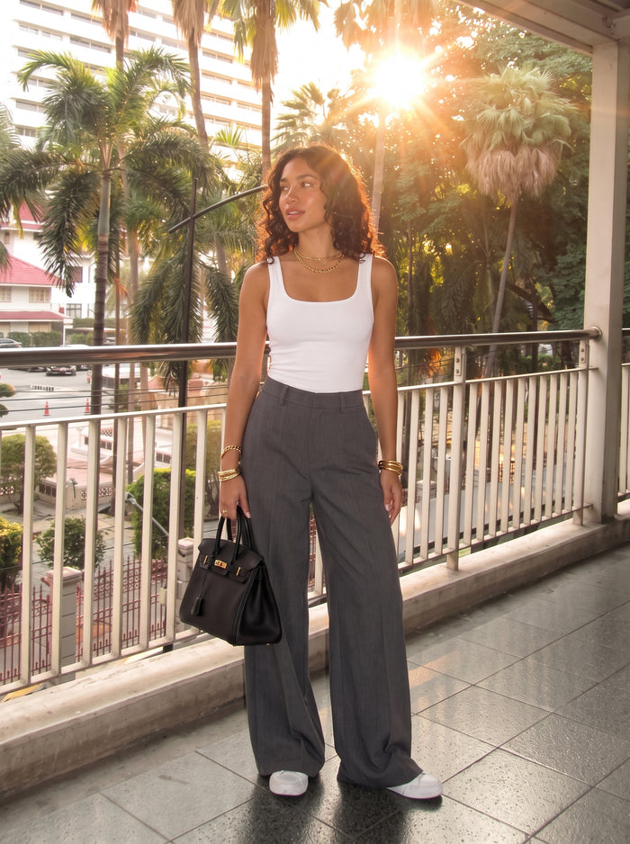 Lucía M. con los pantalones ARIADNA
