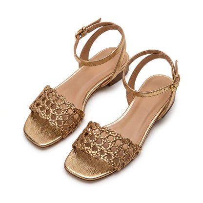 ALMUDENA | Sandalias de tiras con diseño calado