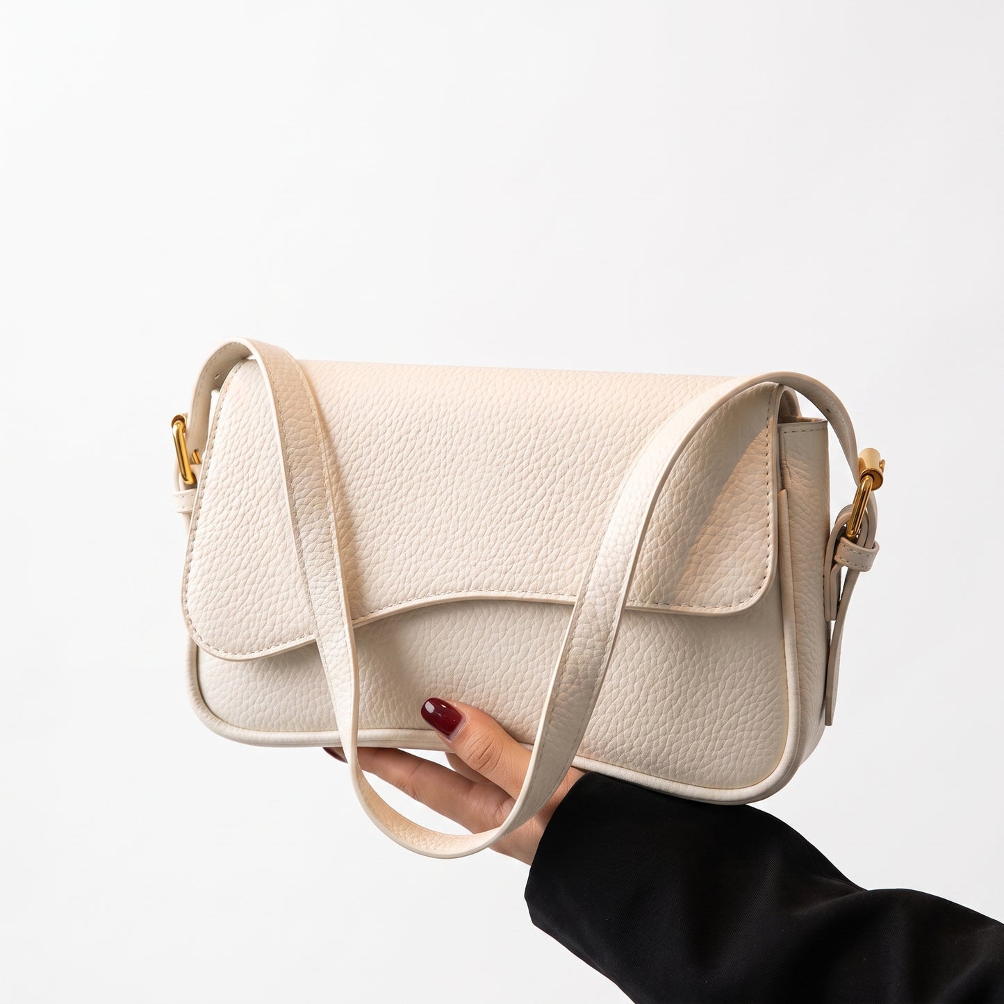 CAROLINA | Bolso de hombro con cierre magnético